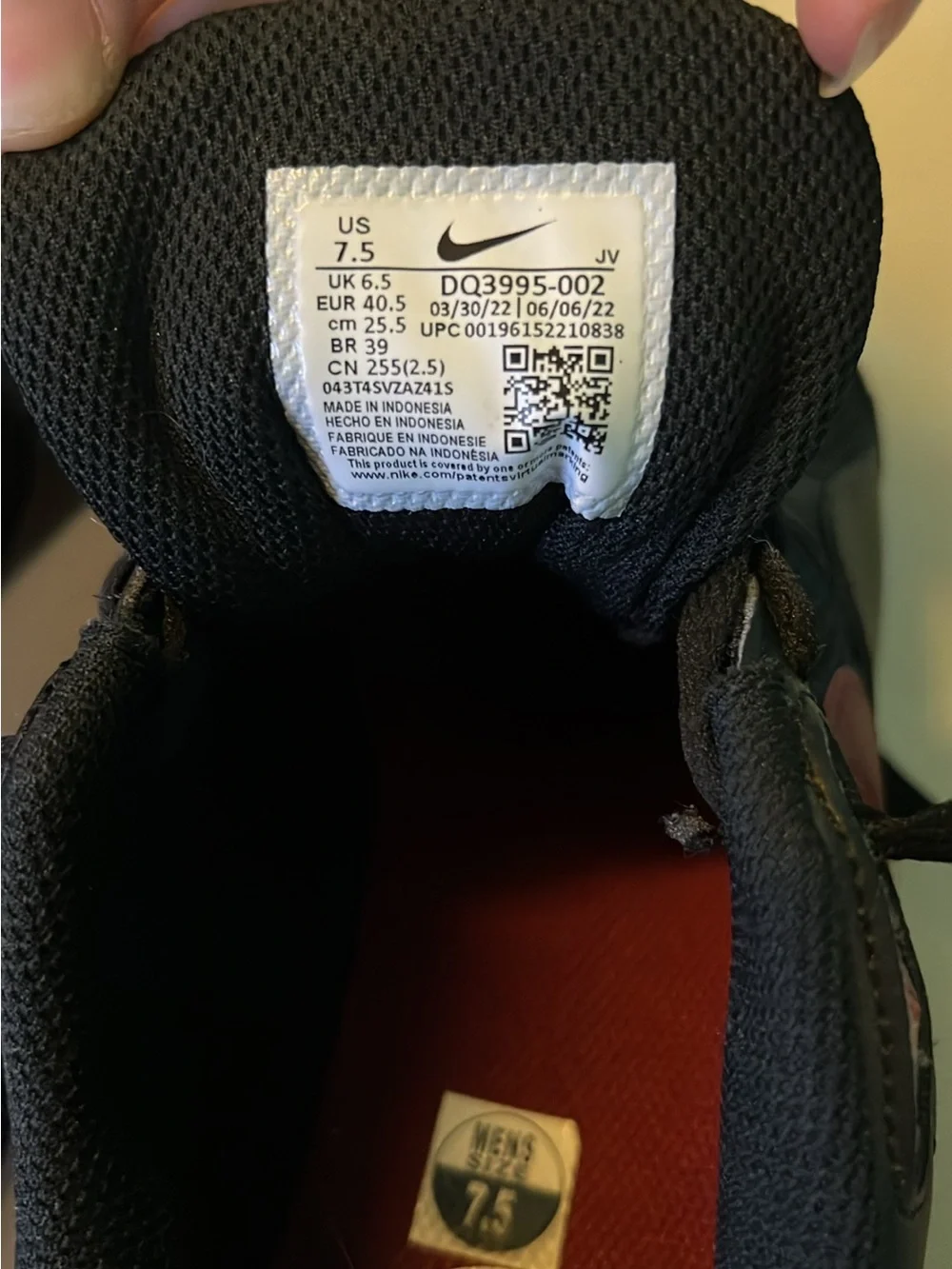 Nike Black Sneakers with Burgundy Swoosh and White Midsole